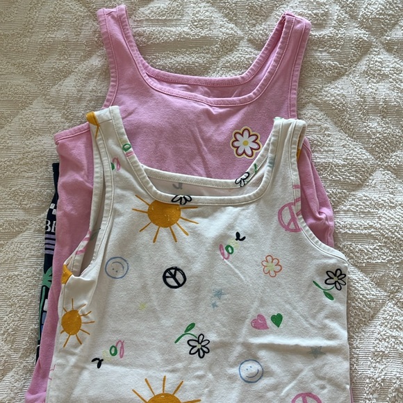 Old Navy | Tank Top Bundle - Picture 4 of 6